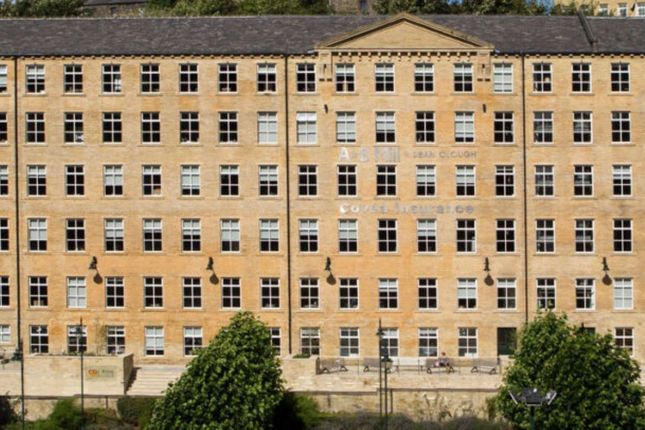 Office to let in Dean Clough, Halifax