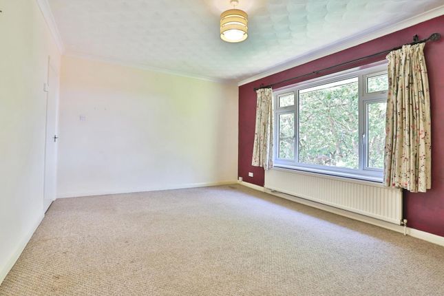 Flat 35, Redhill Court,, Portswood Drive, Bournemouth photo 4