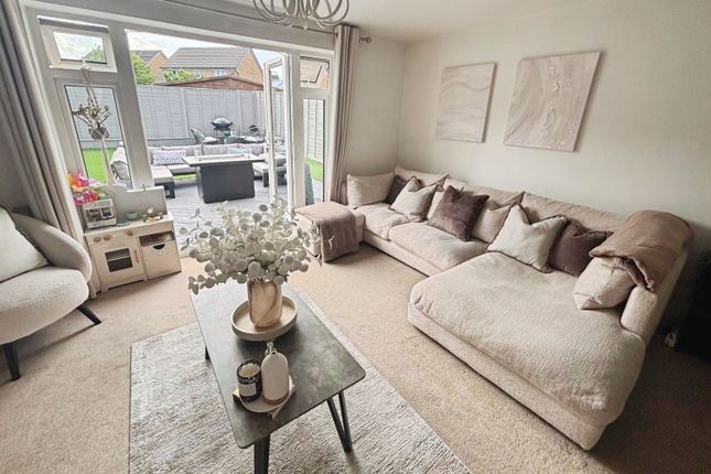 4, Elm Tree Road, Swansea photo 2