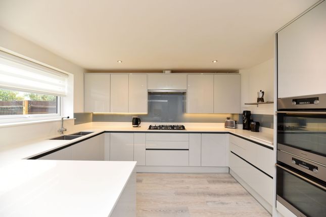 29 Devon Drive, Biggleswade photo 4