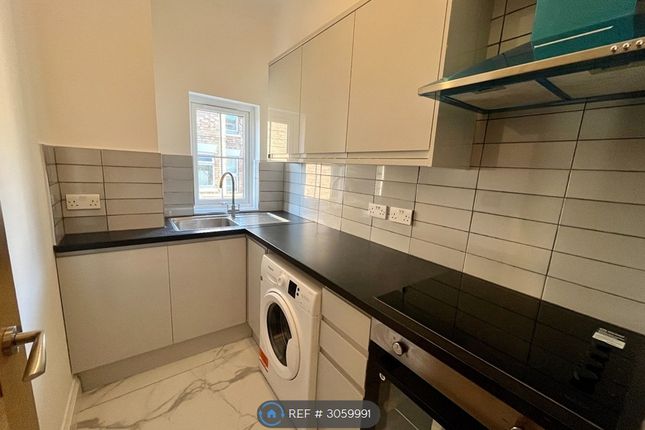 Flat, Wratting Road, Haverhill photo 4