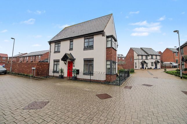 3-bed house on 19 Dutimoors Drive, Telford, £295,000