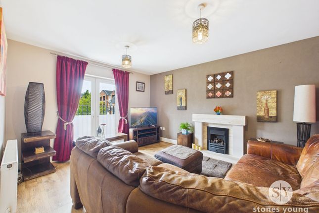 28 Riverside View, Accrington photo 2