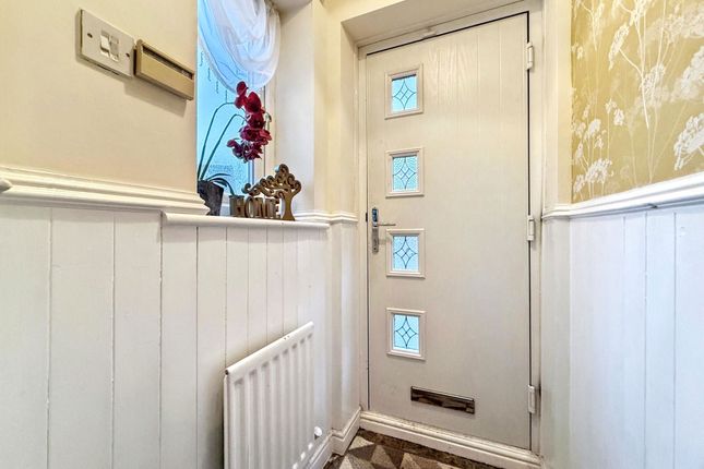 36, Garside Grove, Peterlee photo 3