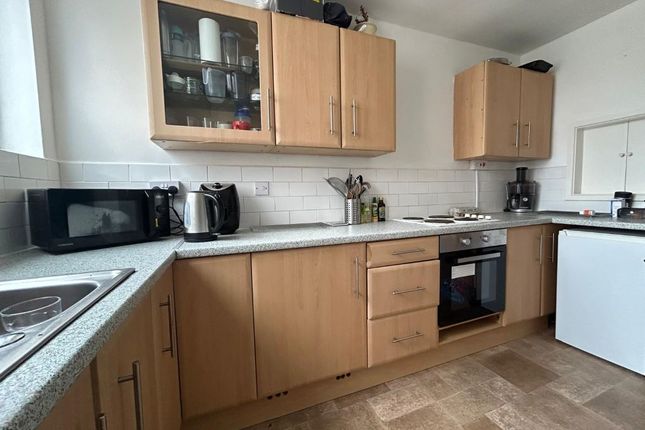 39, Foxcroft Close, Leicester photo 3