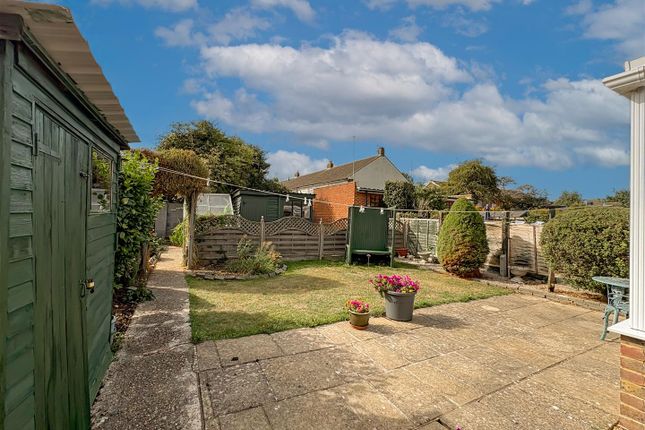 21, Grand Avenue, Littlehampton photo 2