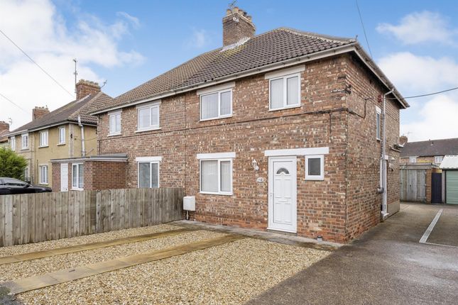 Thumbnail Semi-detached house for sale in The Avenue, Moorends, Doncaster