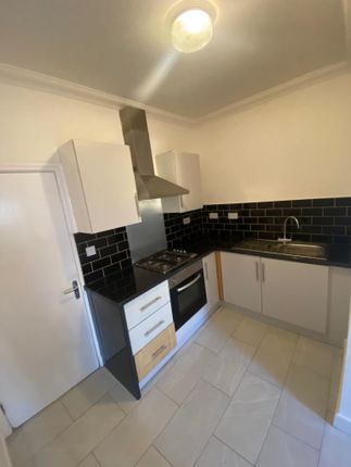 Thumbnail Flat for sale in Roman Road, Ilford
