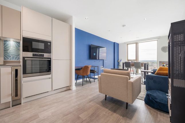 Flat 71, 151, Stockwell Road, London photo 4