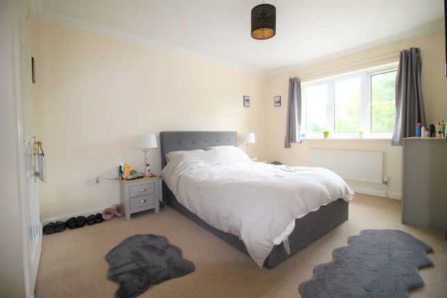 Flat to rent in Victoria Road, Bishops Waltham, Southampton