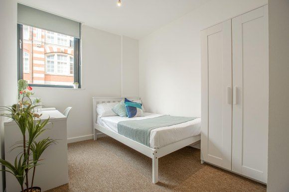 Thumbnail Shared accommodation to rent in Trippet Lane, Sheffield, South Yorkshire