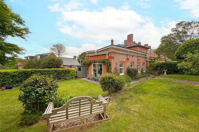 3-bed house on 8 Farley Court,, Church Road, Reading, £625,000