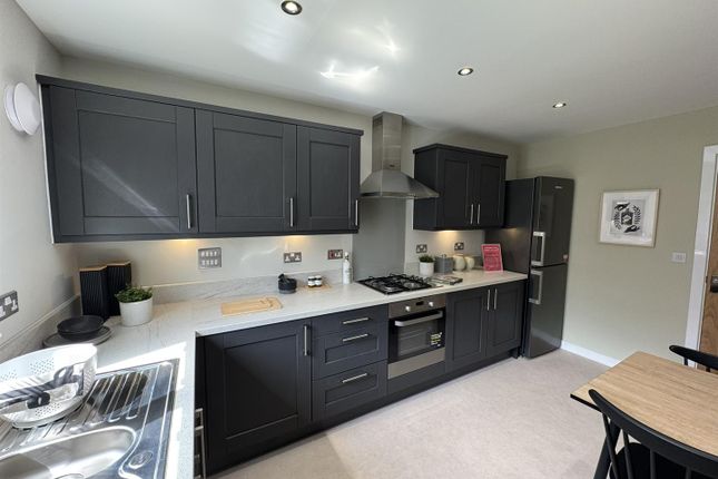 6, Alexanders Avenue, St Austell photo 3
