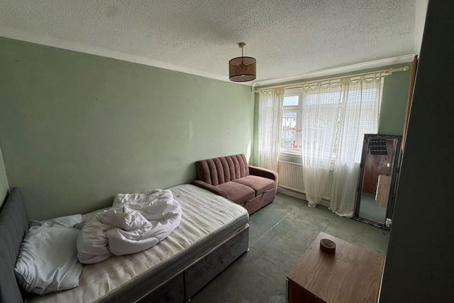 61, Greenlaw Avenue, Wishaw photo 5