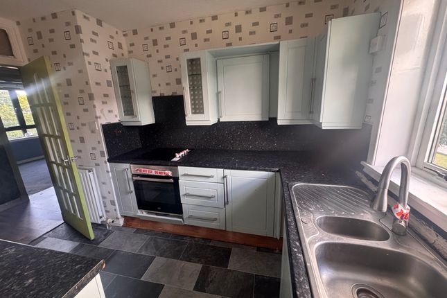 63 North Anderson Drive, Aberdeen photo 3