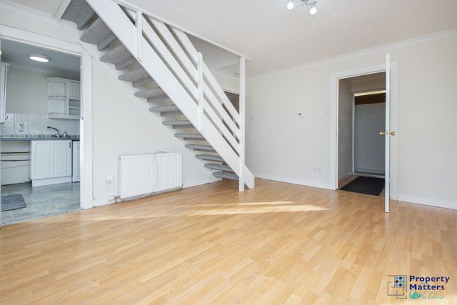6, Mull Crescent, Broomlands, Irvine, KA11 photo 4