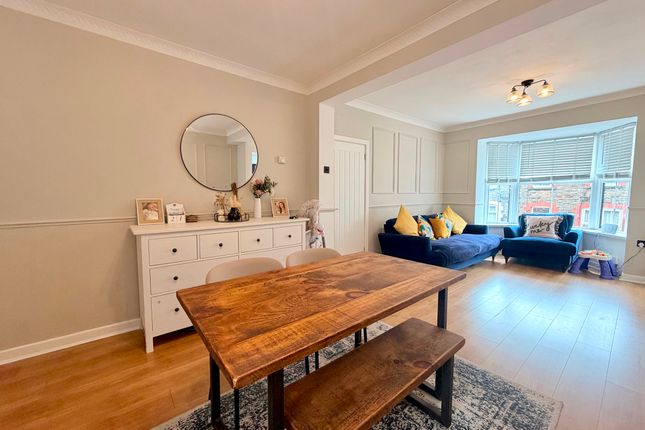 27 King Edward Street, Bridgend photo 5