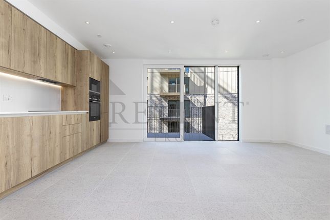 X - 89, Georgette Apartments, London photo 3