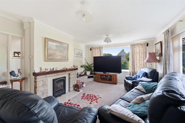 12, Manor Gardens, Weston-Super-Mare photo 4