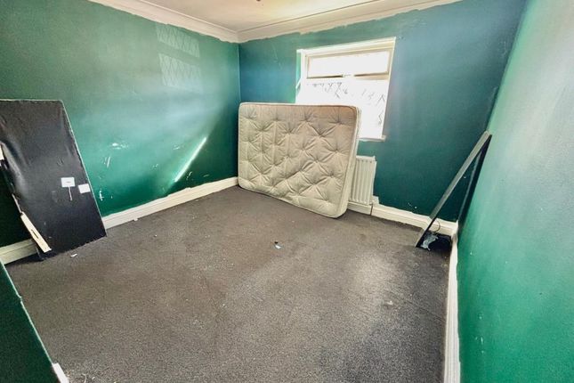 14 Stubbins Hill, Edlington photo 5