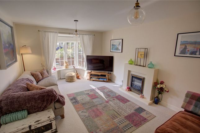 55, Bartletts Elm, Langport photo 3