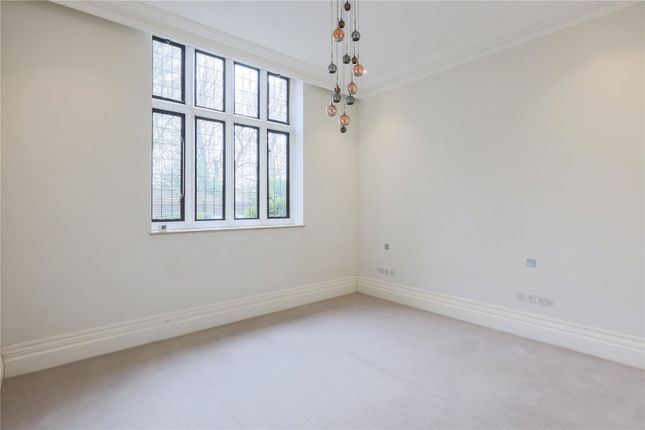 2, Courtyard House, Mill Hill photo 4