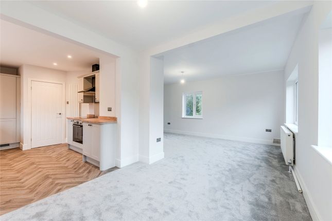 27, Southway, Leeds photo 2