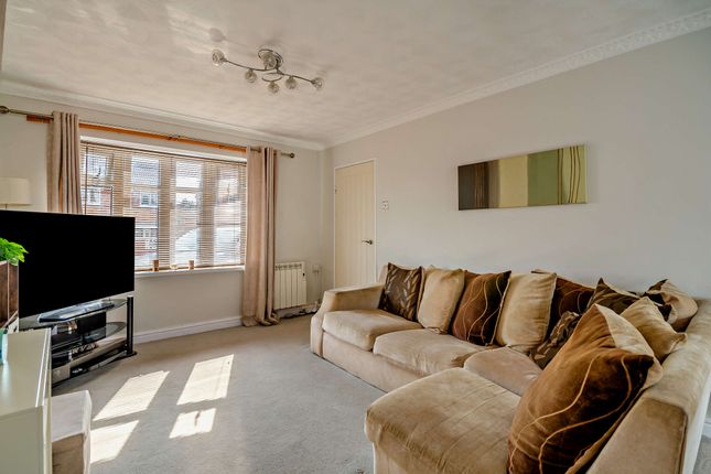49 Ambleside Road, Castleford photo 4