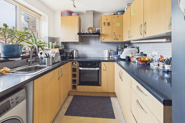 23, Oaklands, Ross-on-Wye photo 2