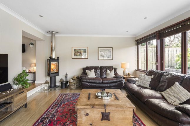 37, Lochside Drive, Aberdeen photo 2