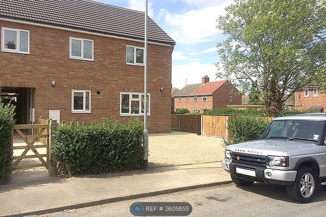 Shared Driveway (Parking)