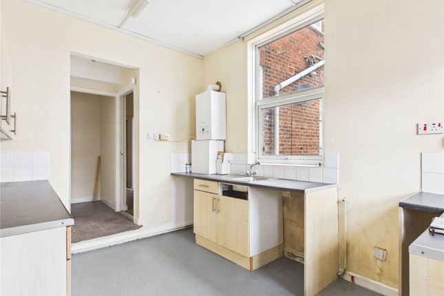 263A,, Stockport Road, Greater Manchester photo 3