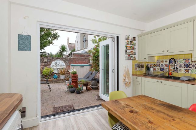 8, Tower Road, Worthing photo 4