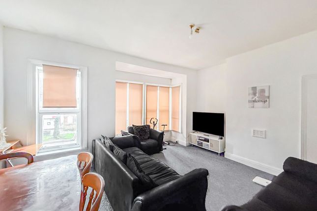 101,Flat 2, Boulevard, Hull photo 2