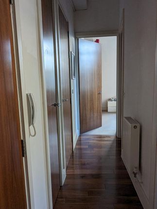 4, Tate Apartments, Algate, Liverpool Street photo 3