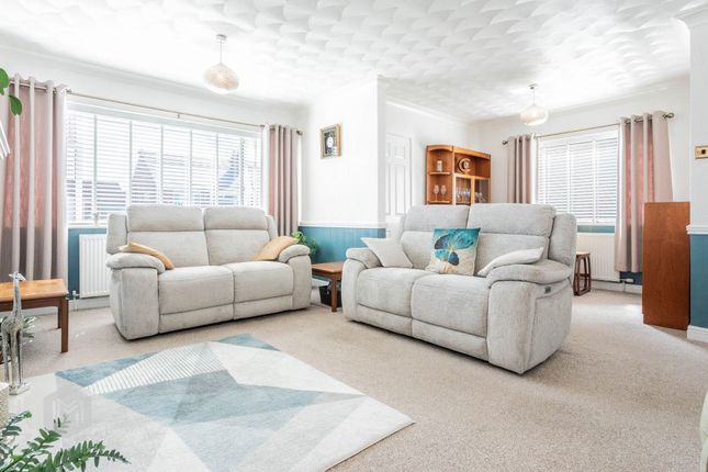 41 Queens Avenue, Warrington photo 3
