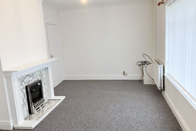 Town house to rent in Wimborne Avenue, Newstead, Stoke-On-Trent