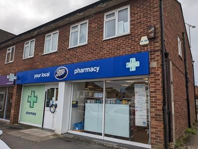 Retail premises to let in 43-45 Guildford Road, Lightwater, Surrey