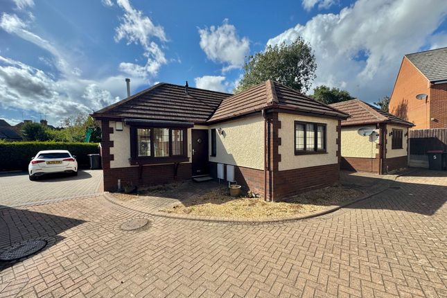 2-bed house on 4 Moorbrooke, Nuneaton, £175,000