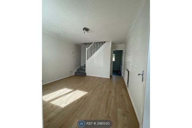 Ferrars Court, Thorpe Astley, Braunstone, Leicester photo 4