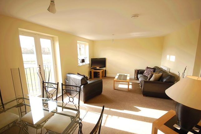 Flat 7, Panners Parade, Priory Lane, Great Notley, Braintree photo 2