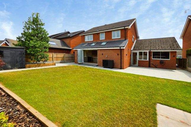 9, Belgrave Avenue, Alsager photo 2