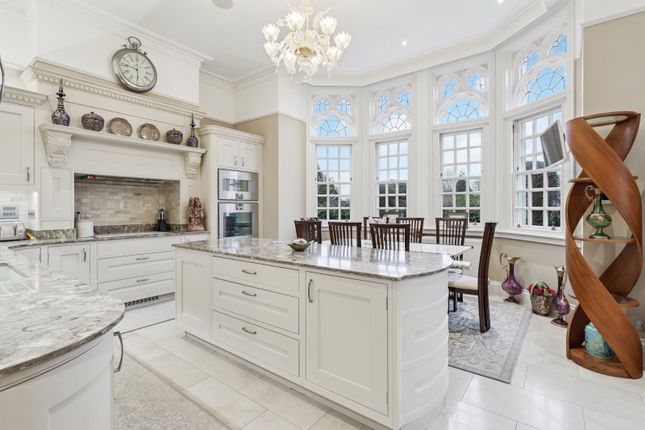 Crossland, 21, Holloway Drive, Virginia Water photo 4