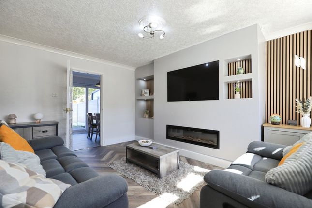 24, Kemsey Drive, Bilston photo 3