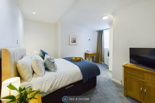Room 2: Double Room