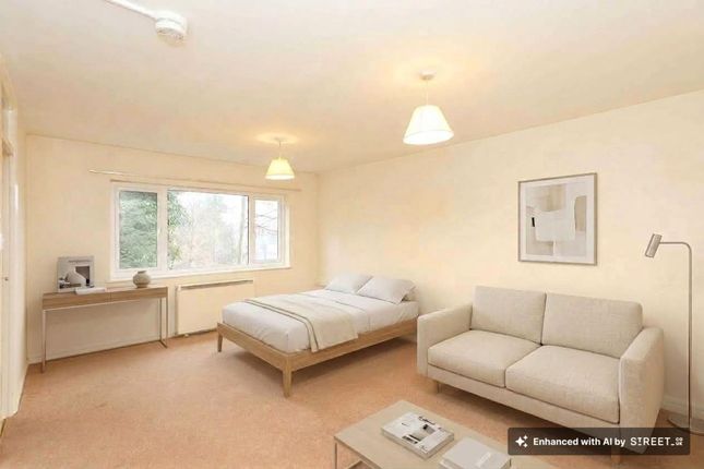 Flat 32 Endcliffe Vale Road, Hallam Chase, Sheffield photo 2
