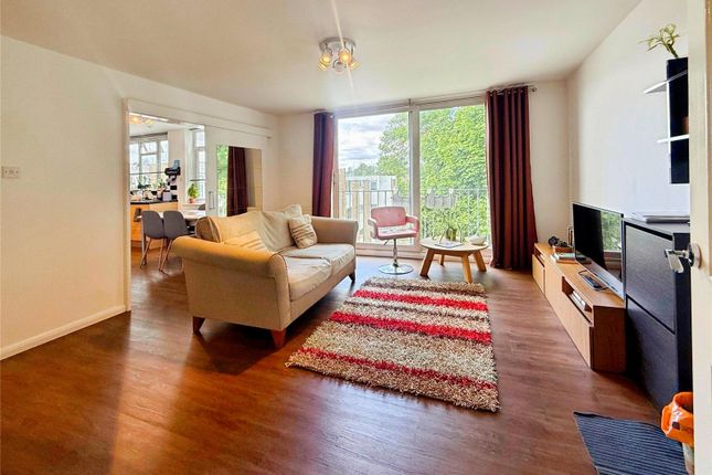 39 Dunwood Court,, Boyn Valley Road, Berkshire photo 2