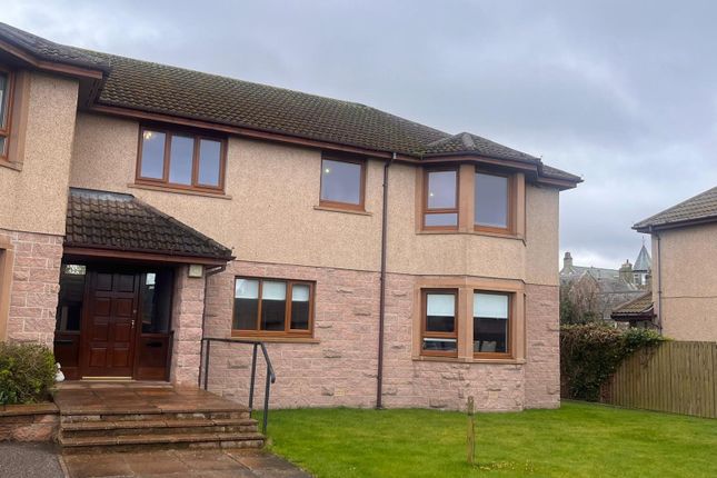 Flat to rent in Weddershill Court, Hopeman, Moray IV30