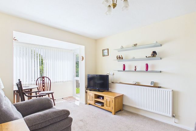 7 Byron Court, Llantwit Major photo 3