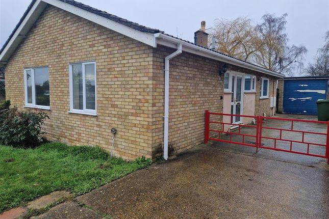 Thumbnail Bungalow to rent in Walcot Rise, Diss